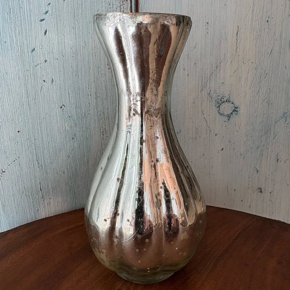 (3) Pretty Silver Mercury Glass Vases Set - Picture 12 of 13